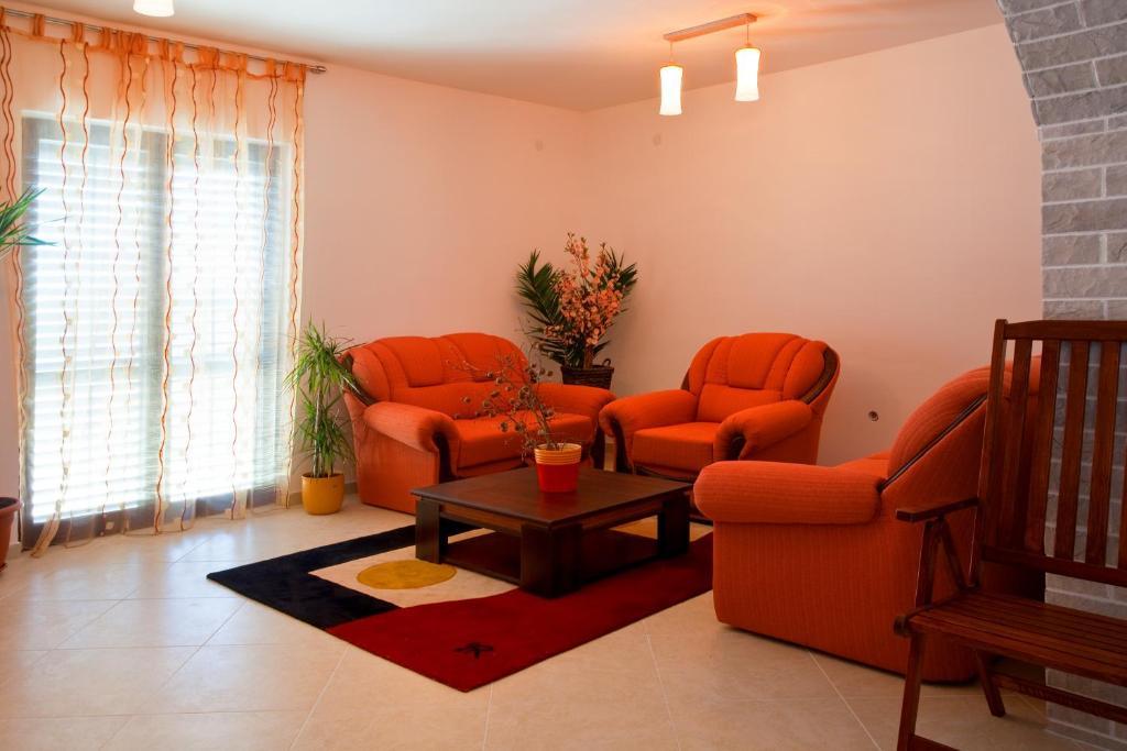 Apartments Andrea Podstrana Room photo